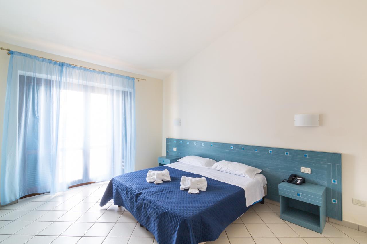 Nelema Village Resort サン・ニコーラ・アルチェッラ 部屋 写真