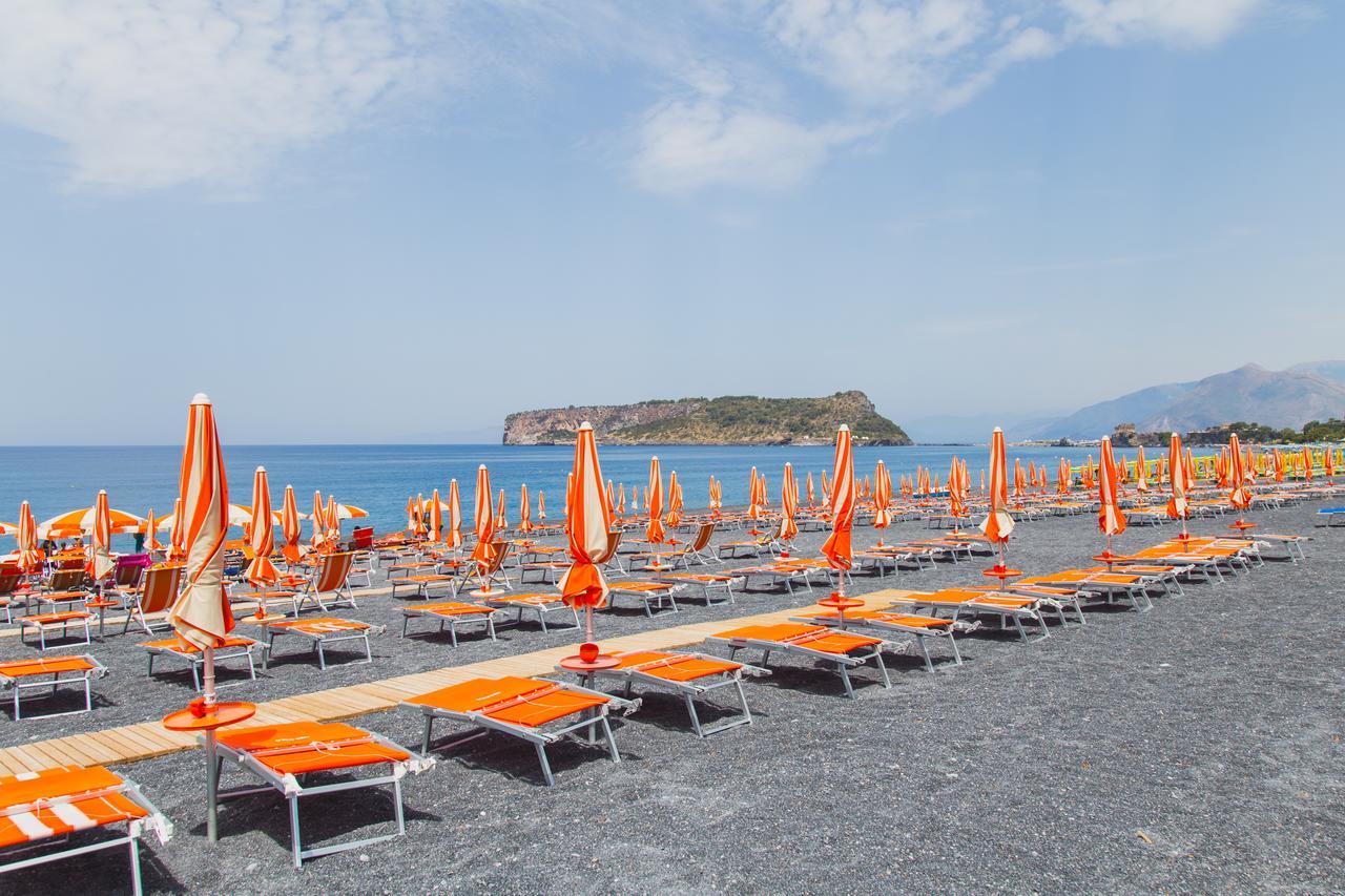 Nelema Village Resort サン・ニコーラ・アルチェッラ エクステリア 写真