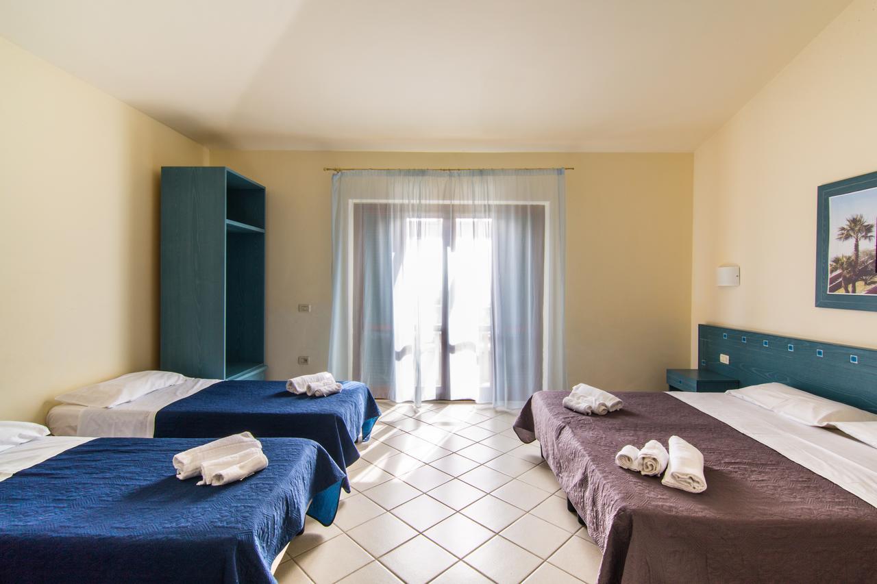 Nelema Village Resort サン・ニコーラ・アルチェッラ 部屋 写真