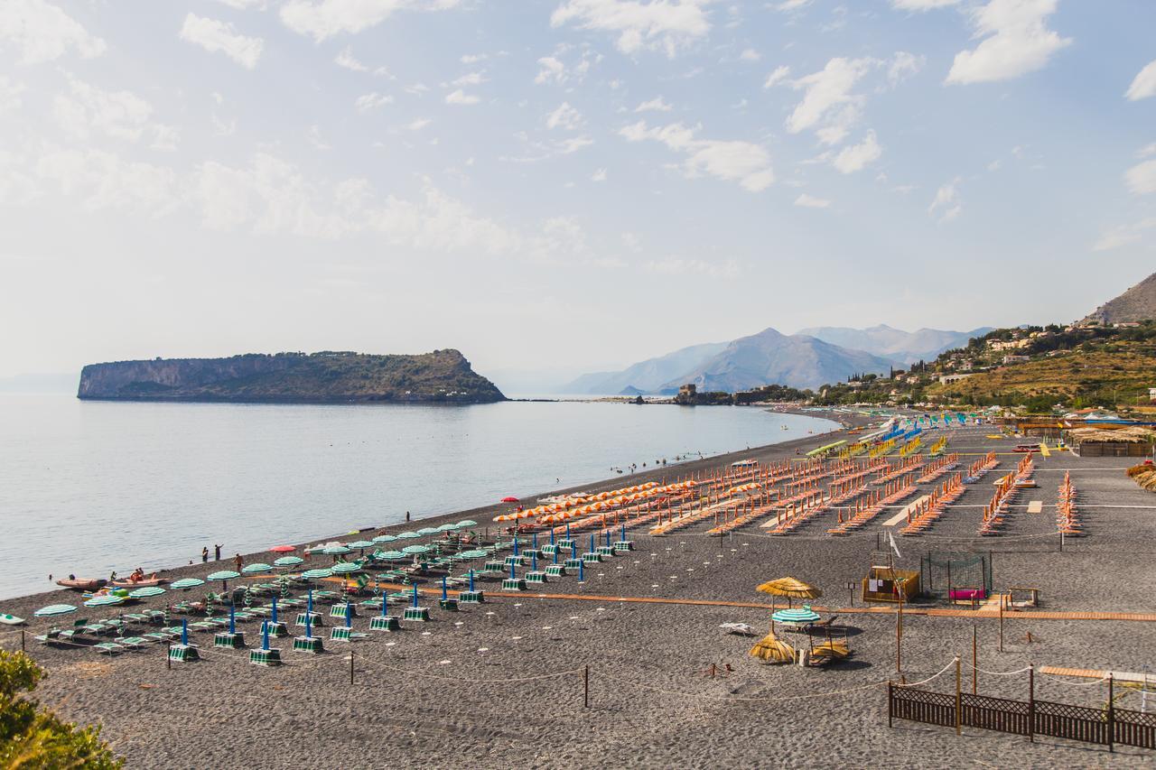 Nelema Village Resort サン・ニコーラ・アルチェッラ エクステリア 写真