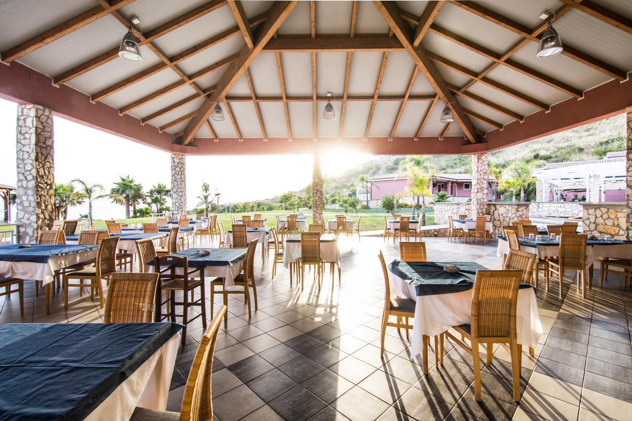 Nelema Village Resort サン・ニコーラ・アルチェッラ エクステリア 写真